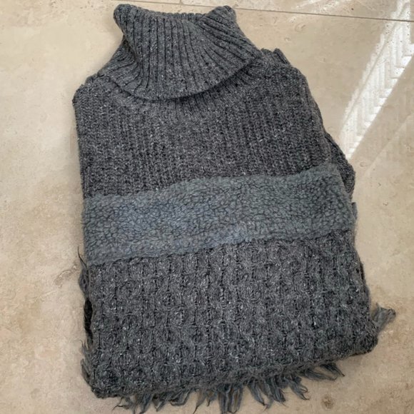 BANANA REPUBLIC Texture Combo Fringe Sweater XS - Picture 3 of 15